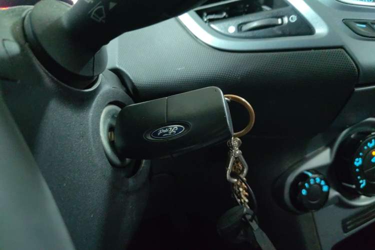 Used Ford Fiesta 2013 Hatchback 1.5L Automatic Fashion Edition