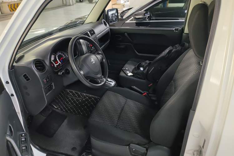 Used Suzuki Jimny 2015 1.3 AT JLX
