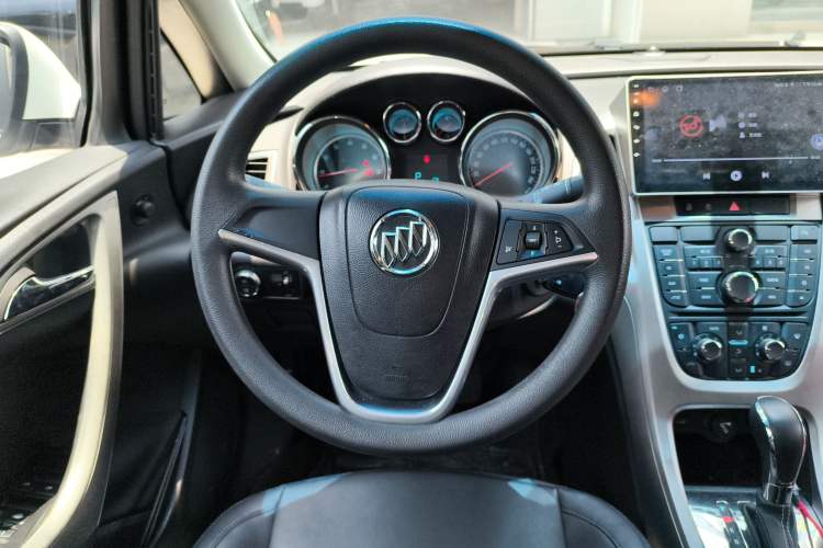 Used Buick GT 2013 XT 1.6L Automatic Fashion Edition
