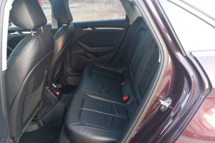 Used Audi A3 2015 Limousine 40 TFSI Automatic Comfort Model
