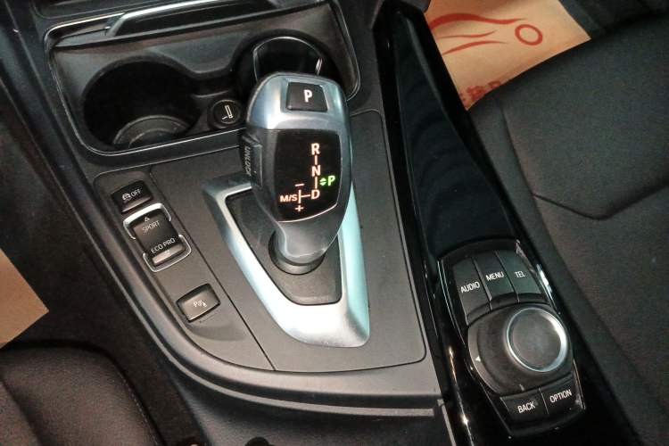 Used BMW 3 Series 2017 318Li Fashion Model
