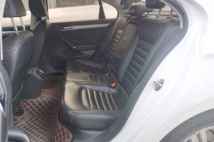 Used Volkswagen Lamando 2017 280TSI DSG Comfort Edition
