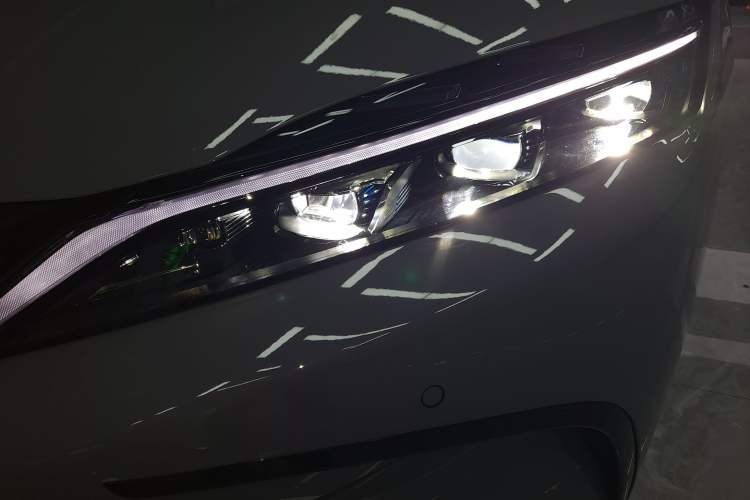 Used BYD Han 2025 EV Intelligent Driving Edition 701KM LiDAR Deluxe Model