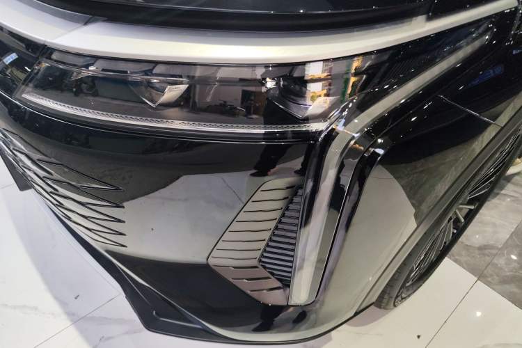 Used  Stellar C-DM 2024 1.5T Long-Range Pro
