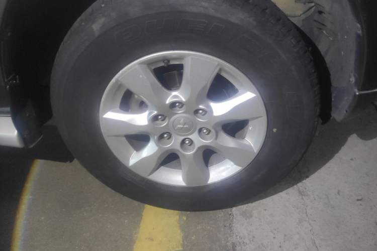 Used Mitsubishi Pajero (Import) 2016 3.0L Automatic Luxury Version China V Standard
