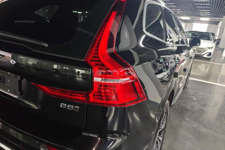 Used Volvo XC60 2025 B5 4x4 Smart Luxury Edition
