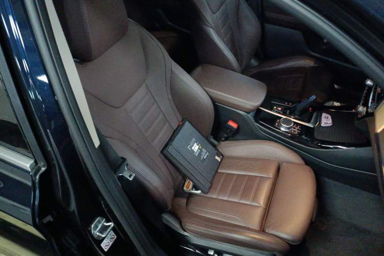 Used BMW iX3 2021 Leading Type
