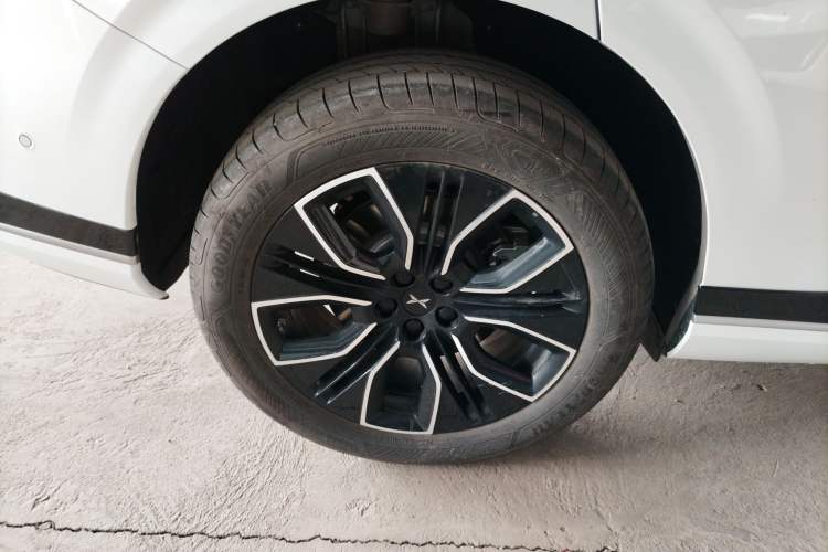 Used XPeng G9 2025 625 Long-Range Max
