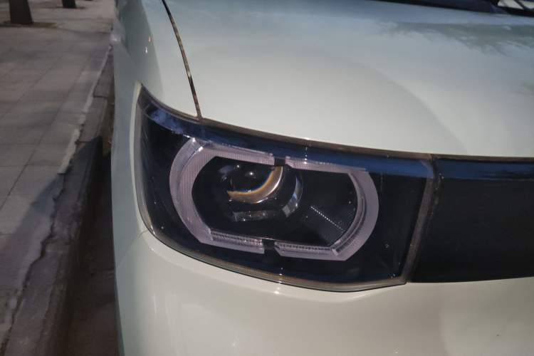 Used Wuling Hongguang MINIEV 2021 Macaron Fashion Edition Lithium-Ion Battery
