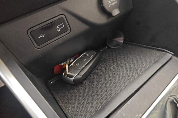 Used Geely Auto Vision X3 2019 Upgraded Model 1.5L CVT Prestige Version
