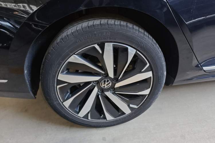 Used Volkswagen Passat 2022 330TSI Starry Luxury Edition
