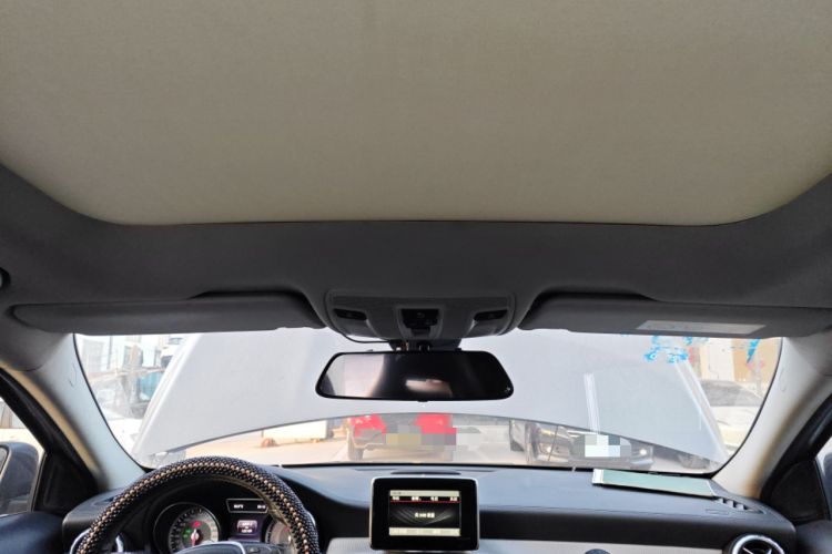 Used Mercedes-Benz GLA 2015 GLA 200 Fashion Model