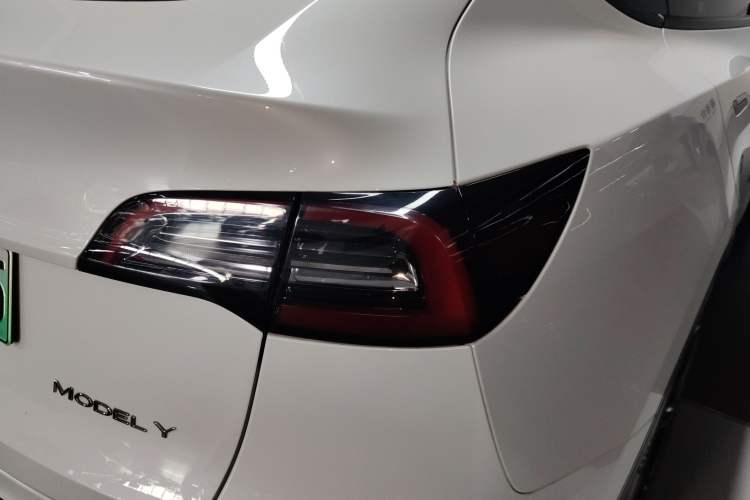 Used Tesla Model Y 2022 Rear-Wheel-Drive Version