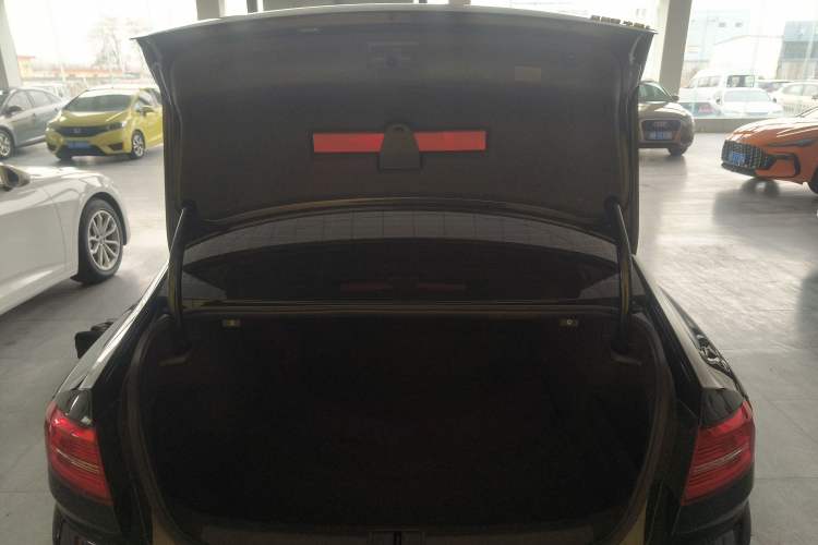 Used Volkswagen Magotan 2019 330TSI DSG Luxury Model China V Standard
