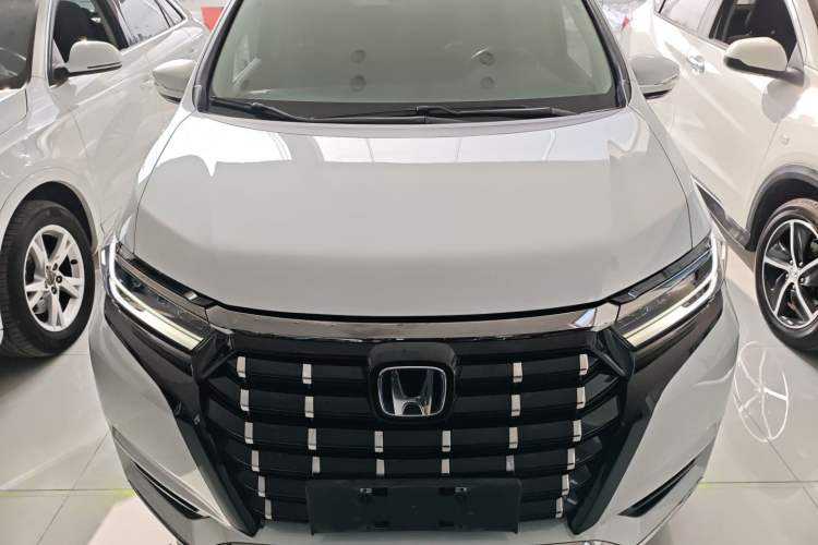 Used Honda Elysion 2022 2.0L eHEV Luxury Edition
