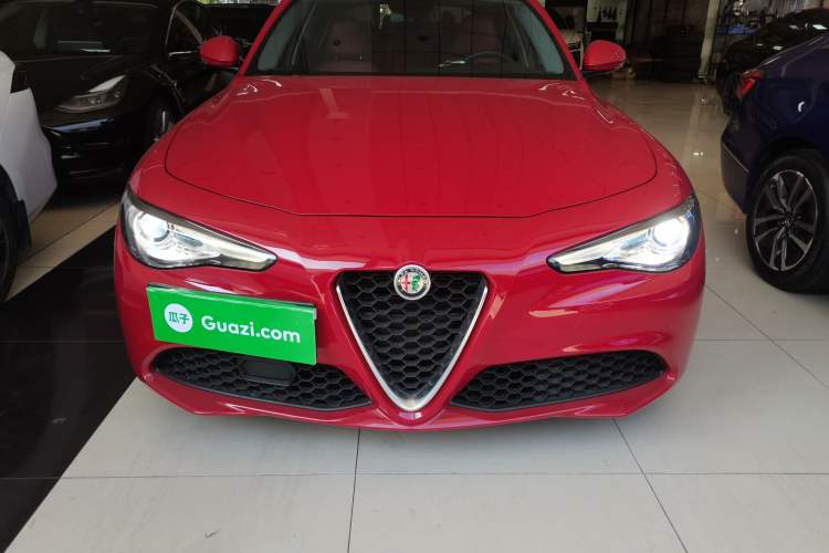 Used Alfa Romeo Giulia 2020 2.0T 280HP Luxury Edition