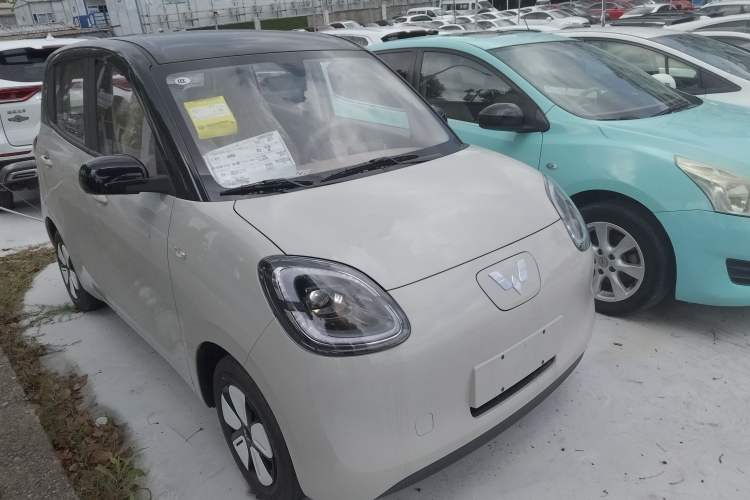 Used Wuling Hongguang MINIEV 2025 Four-Door Version Advanced Edition