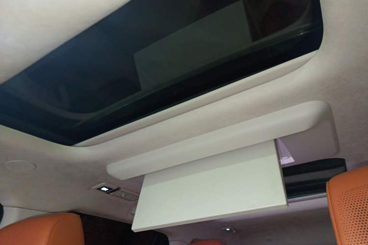 Used Wey Lanshan 2025 Four-Wheel Drive Max
