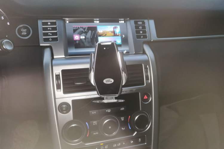 Used Land Rover Discovery Sport 2018 240 PS SE Version
