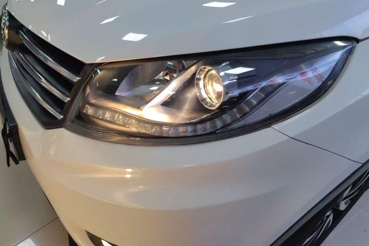 Used Dongfeng Fengon 580 2016 1.5T Manual Luxury Version