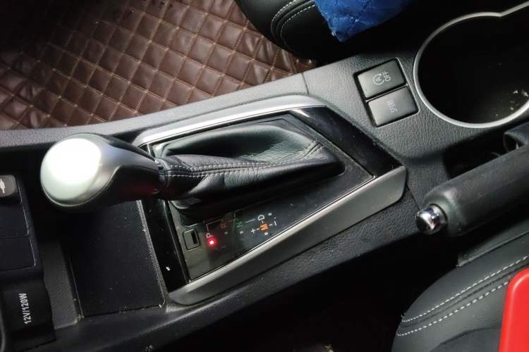 Used Toyota Levin 2017 Revised 185T CVT Elite Edition China V Standard
