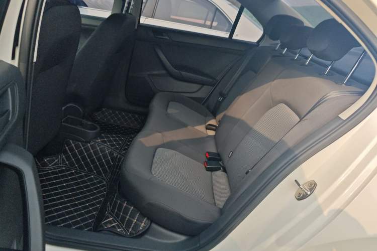 Used Volkswagen Santana 2019 1.5L Manual Fashion Edition China VI Standard