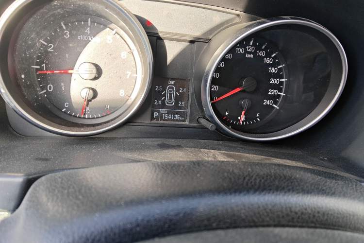 Used Haval H6 2016 Upgraded Model 1.5T Automatic Two-Wheel Drive Elite Version
