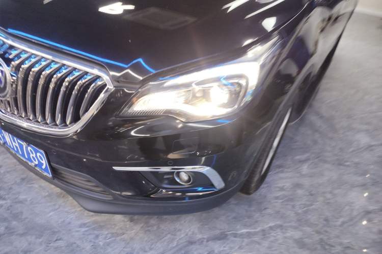 Used Buick Envision 2017 28T Four-Wheel Drive Luxury Model
