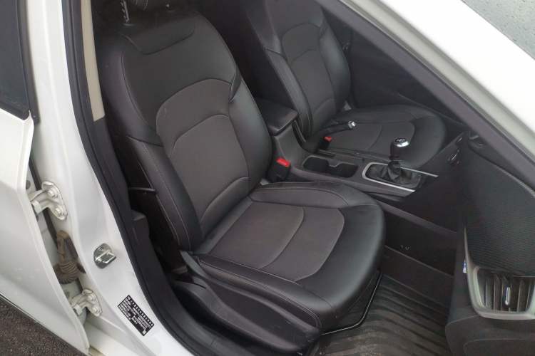 Used Chevrolet Cavalier 2019 320 Manual Xinyue Edition