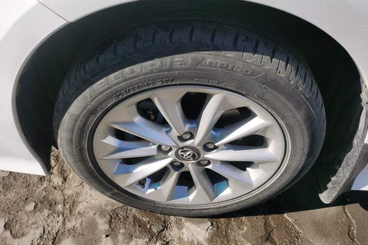 Used Toyota Corolla 2022 Dual-Motor 1.8L E-CVT Pioneer Edition