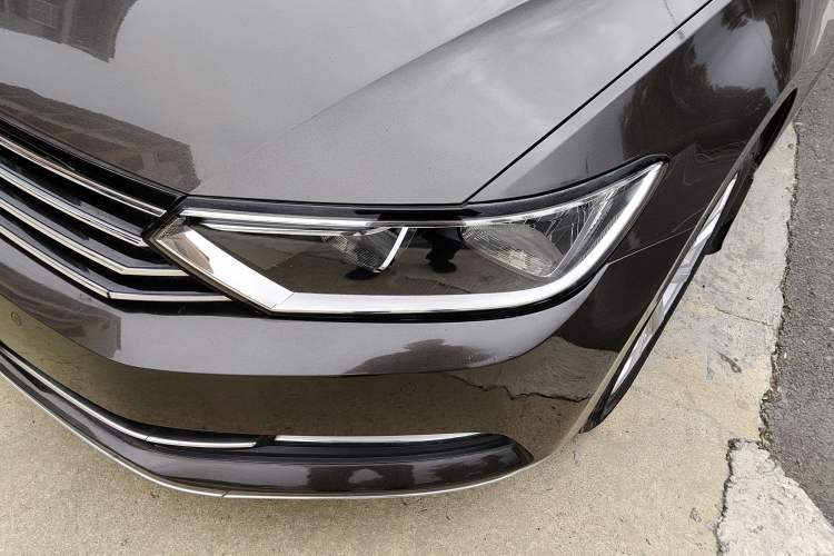 Used Volkswagen Magotan 2018 330TSI DSG Advanced Model
