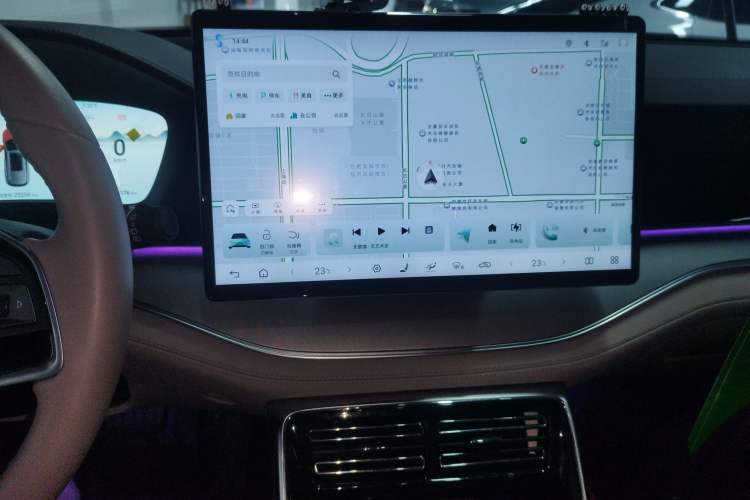 Used BYD Tang New Energy 2024 DM-i Glory Edition 112KM Prestige Model
