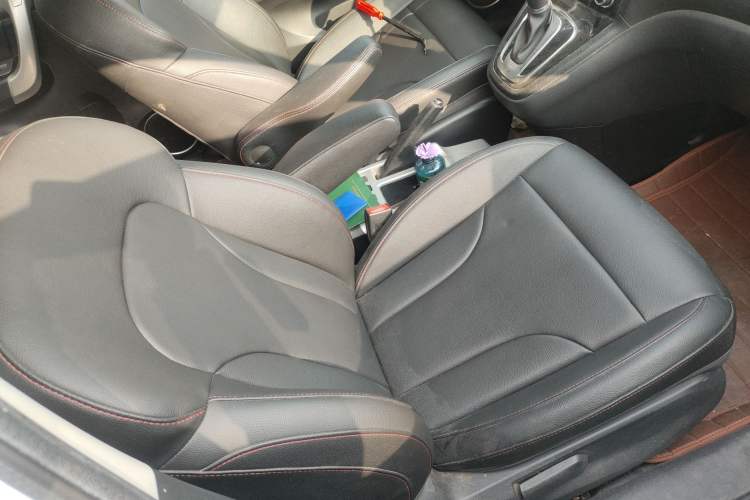 Used Haval H6 2017 Classic Edition 1.5T Automatic Two-Wheel Drive Urban Model
