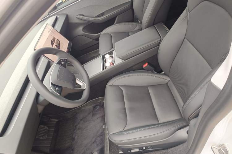 Used Tesla Model 3 2023 Rear-Wheel-Drive Version
