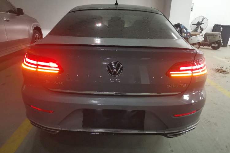 Used Volkswagen FAW-Volkswagen CC 2021 380TSI Striking Edition
