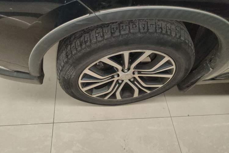 Used Mitsubishi Outlander 2018 2.0L Two-Wheel Drive Glory Edition 5 Seats