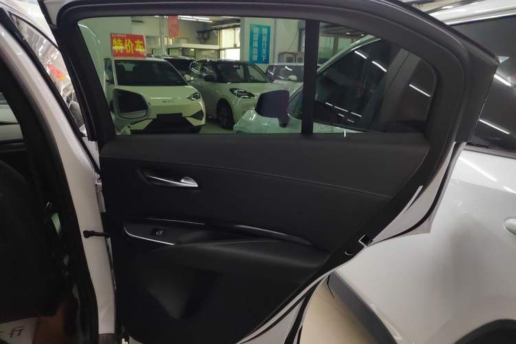 Used Cadillac XT4 2021 28T Two-Wheel Drive Tech Edition
