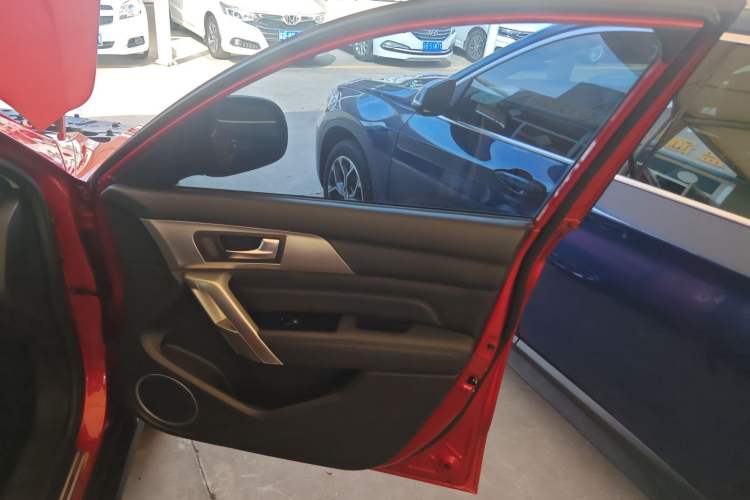 Used Haval H2 2017 Red-Label 1.5T Automatic Two-Wheel Drive Luxury Model
