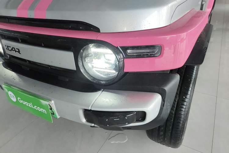 Used iCAR V23 2025 401 Two-Wheel Drive Intelligent Driving Version
