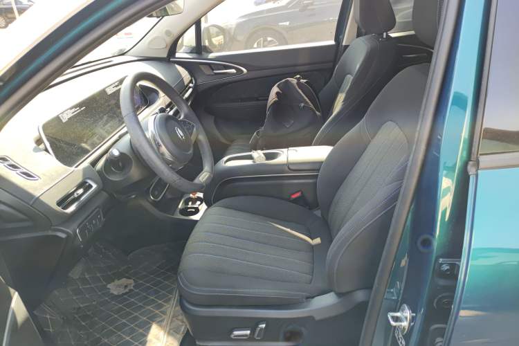 Used ORA Good Cat 2023 401 km Standard Range Comfort Version Lithium Iron Phosphate