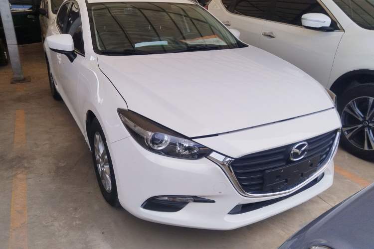 Used Mazda Mazda 3 Axela 2019 Cloud-Controlled Version Hatchback 1.5L Automatic Comfort Model Emission Standard China V
