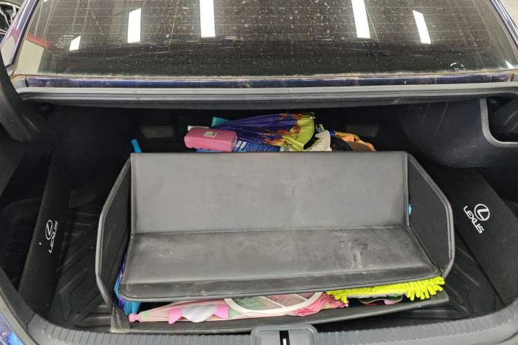 Used Lexus ES 2021 200 Excellence Edition
