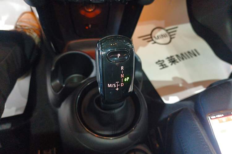 Used  MINI 2018 1.5T COOPER Classic Edition
