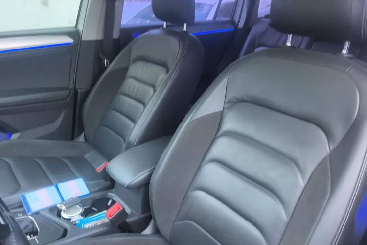 Used Volkswagen Tiguan L 2020 330TSI Automatic Two-Wheel Drive Smart Luxury Edition China VI Standard
