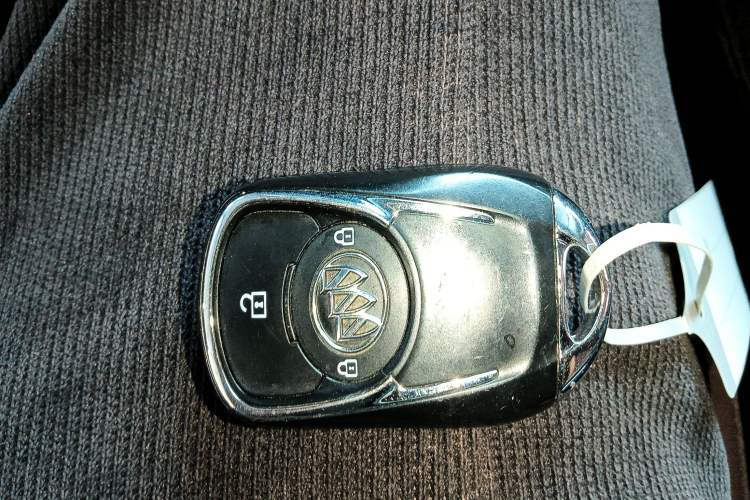 Used Buick GL6 2018 18T 6-Seater Luxury Model
