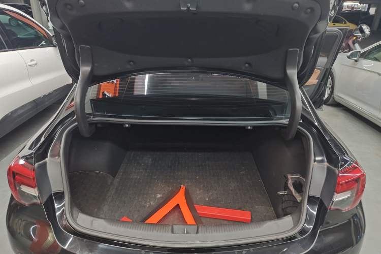 Used Buick Regal 2019 20T Luxury Model China VI Standard
