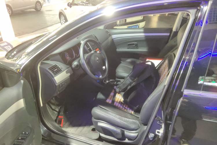 Used Nissan Sylphy 2012 Classic 1.6XE Automatic Comfort Edition
