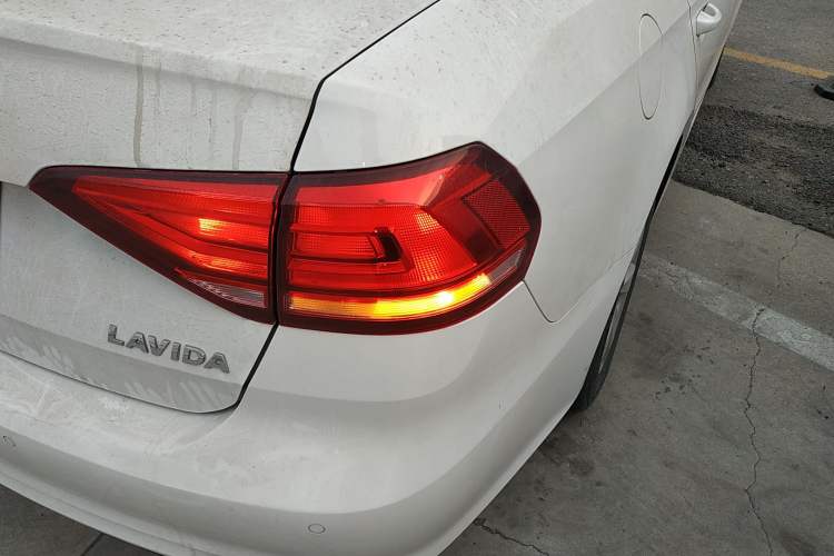 Used Volkswagen Lavida 2019 Lavida Start 1.5L Automatic Trendy Version China VI Standard