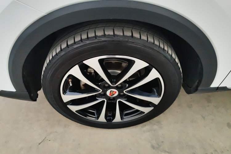 Used Roewe RX3 2020 1.6L CVT 4G Connected Ultra-Cool Flagship Edition