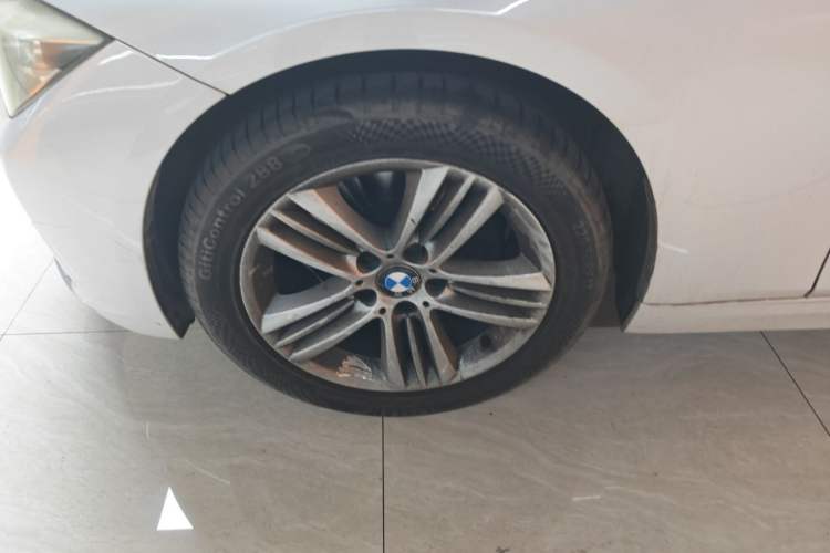 Used BMW 3 Series 2016 320Li Ambition Model
